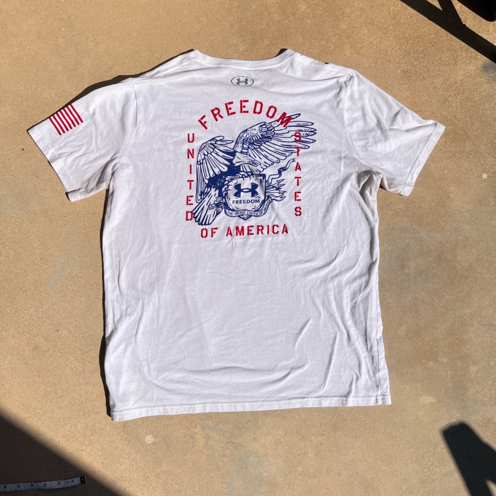 Mens under armour Freedom Graphic Tee - White